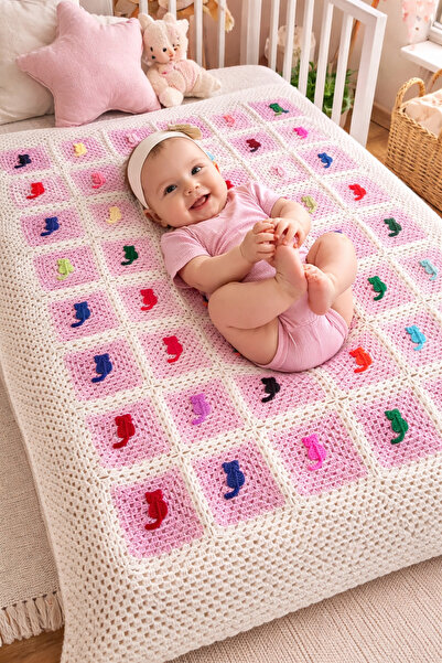 Daisy Örgü Bebek Battaniyesi Pembe Kare Desenli Renkli Figürlü El Yapımı Bebe...