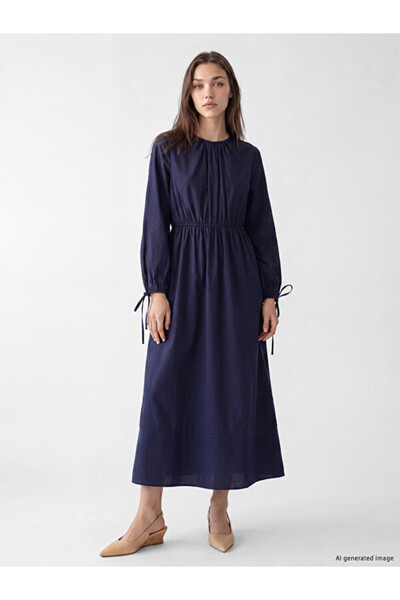 LC Waikiki Rmz Gi̇yi̇m Farkiyla Waist-Fitted Poplin Dress