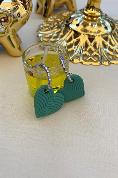Leerybee Matte Green Color Antiallergic Heart Earrings
