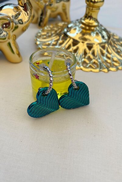 Leerybee Chrome Green Color Antiallergic Heart Earrings
