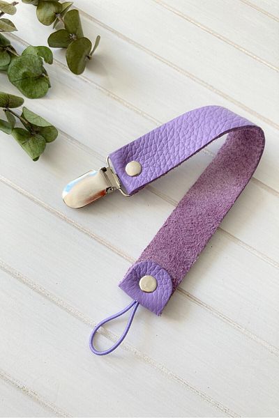 Li Puna Lilac Leather Pacifier Strap - Pacifier Chain with Protected Metal Clip Lpemzk19