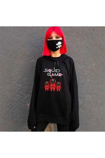 Köstebek Унисекс тениска с качулка Squid Game Soldier, черна