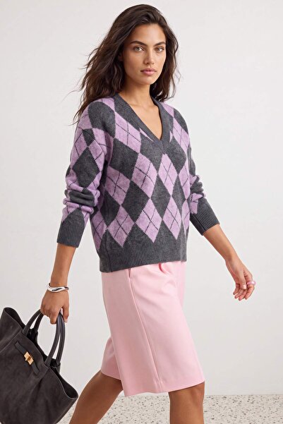 Trendyol Collection Anthracite Soft Textured V-Neck Wide Fit Diamond Knitwear...
