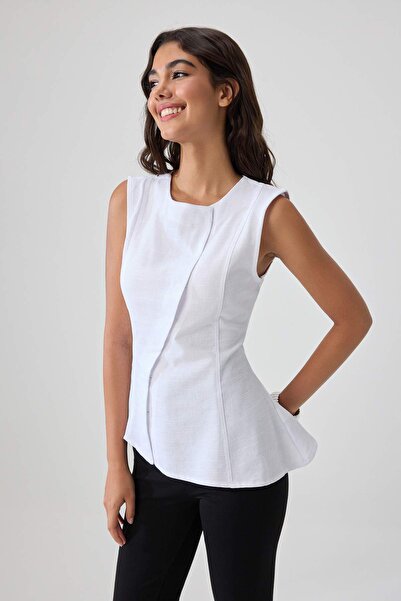 Trendyol Collection White Fitted Cross-Closure Detailed Woven Vest Twoss26Ye0...