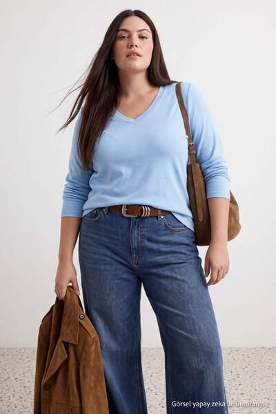 Trendyol Curve Blue Premium Soft Fabric V-Neck Fitted/Flex Knit Oversize Blou...