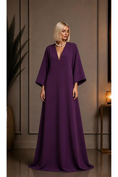 ALYEL NAKER Elegant Crepe Maxi Dress with V-Neck and Wide Sleeve Detail
