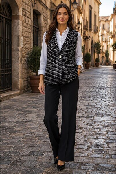 ALEXANDERGARDI Sleeveless Blazer Jacket with Pockets (B24-36204)
