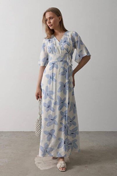 MODA YAN BAĞLAMA DETAYLI ÇİÇEKLİ ELBİSE