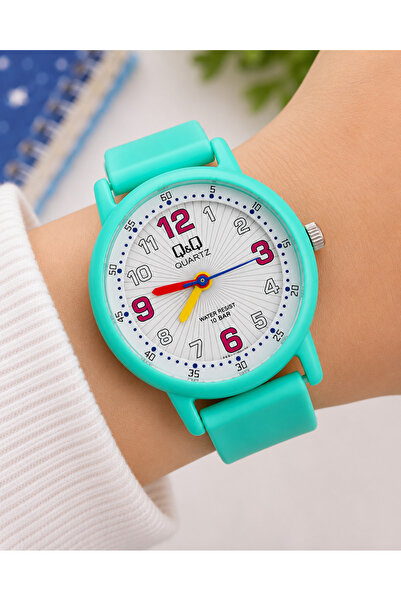 Q&Q 10 Atm Waterproof Children's Wristwatch with Silicone Strap
