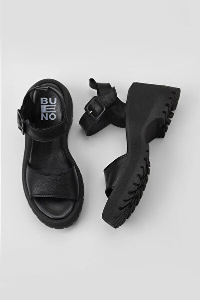 Bueno Shoes Sandale cu toc cu pană pentru femei din piele neagră 01wy12600