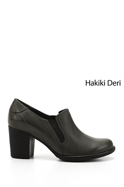 GÖNDERİ(R) حذاء نسائي/بنات كاكي عتيق بكعب متوسط سميك من الجلد الطبيعي