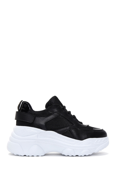 Derimod Kadın Siyah Bağcıklı Kalın Tabanlı Sneaker 26PFE220114