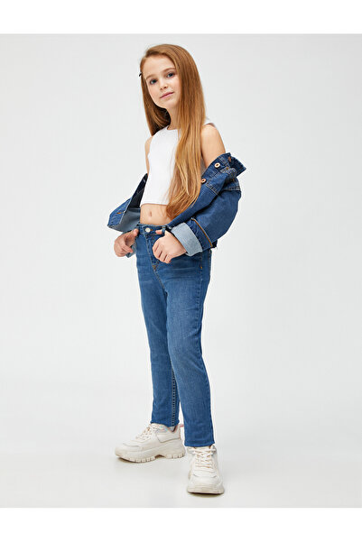 Koton Crop Athlete's Tank Top with Window Detail on the Back, Ribbed Cotton