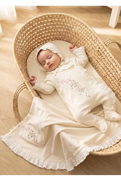 Pugi Baby Pugi̇ Girl 0-3 Months Plied Blanket Jumpsuit Set with Flower Embroi...