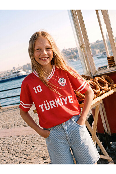 LC Waikiki تي شيرت TRENDLUCKY Farkşişi Türkiye المطبوع للفتيات
