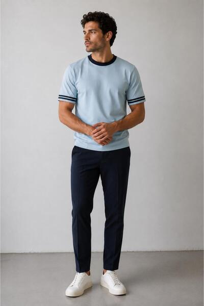 ALEXANDERGARDI Contrast Collar Basic T-Shirt with Stripe Detail