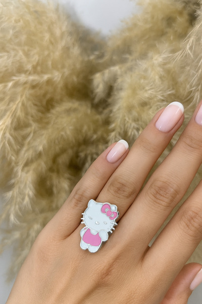Herşey Nota Pink Hello Kitty Ring – the Symbol of Adorableness, Joy, and Swee...