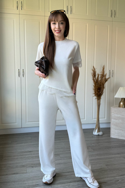 Dilay Gökoğlu Butik Σετ ασύμμετρων μπλουζών με δαντέλα