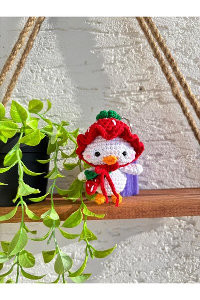 Luma desingss Chick Organic Amigurumi Keychain