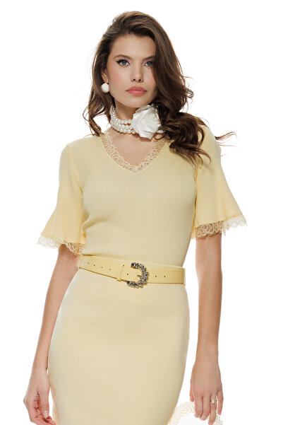 Fofy Bluza dama eleganta galben din vascoza premium cu contururi din dantela ...