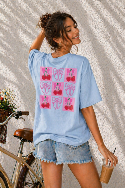 ArtYus Μπλουζάκι Unisex Oversize με στάμπα κεράσια και φιόγκο στην πλάτη – Βα...