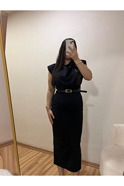 BNGL Boutique Vatkalı midi boy arkası yırtmaçlı kemerli elbise siyah renk
