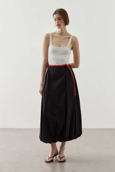 Fahhar Vual Balloon Skirt Black