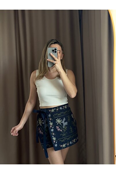AlisBoutique Nakış Detaylı Kuşaklı Şort Etek
