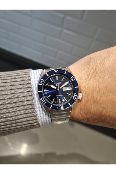 Seiko Automatic (Japanese Manufacture) Ceramic Bezel Steel Bracelet with Cale...