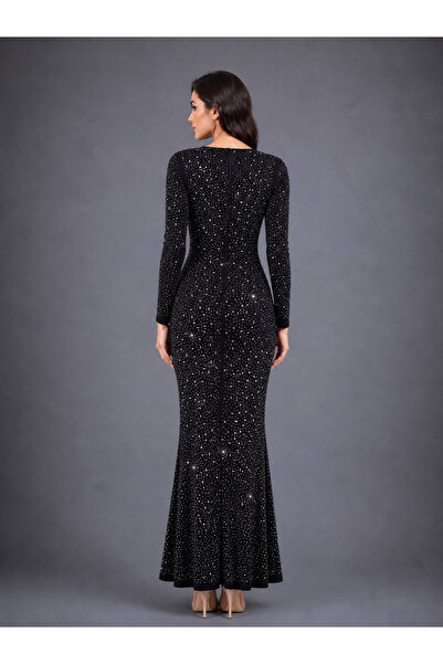Queens dresses فستان سهرة طويل بتصميم ميرميد أنيق