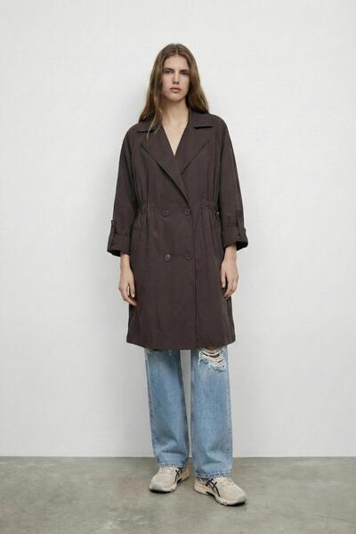 Quzu 26Ytrc01419 Women's Trench Coat with Button Detail on the Front