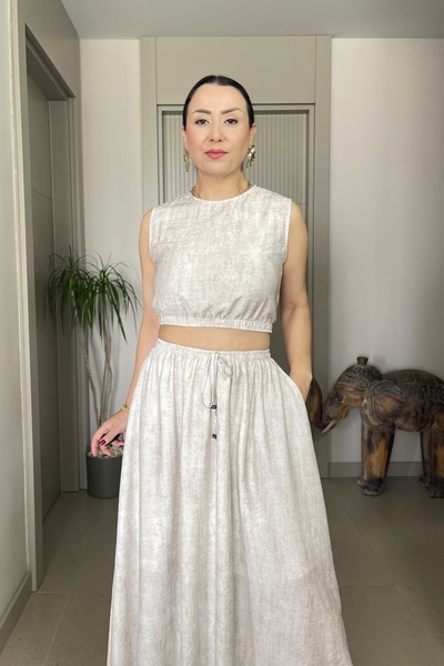 Butik Didem Sakinci Cepli Bağlama Detaylı Dökümlü Crop Bluz Etek Takım