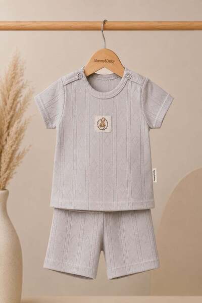 dinamik çocuk Unisex 2-piece baby set with openwork short sleeves and shorts,...