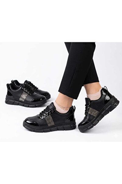 lupi Sports shoes