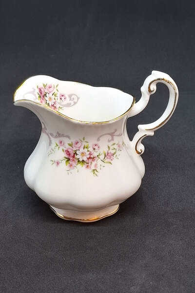 Paragon Rose Bouquet Porcelain Vintage Medium Size Milk Jug 150 ml