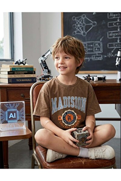 Lolliboomkids Boys' Madison Slogan Printed Short Sleeve T-Shirt