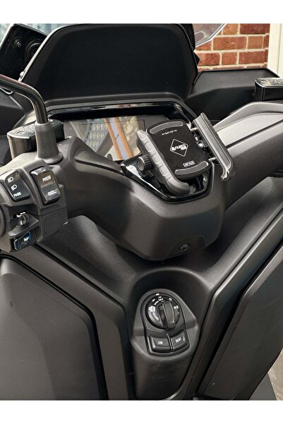 Yamaha Xmax 250-300 Piona Black Mrt Plus Kapaklı Telefon Tutucu (2018-25)