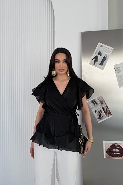 Serica Moda Siyah Volanlı Önü Bağlamalı Parlak Şifon Kumaş Bluz