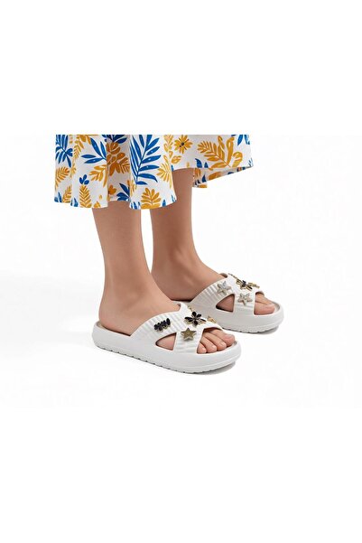 Budaks Women's Accessory Cross-Strapped Thick-Soled Slippers