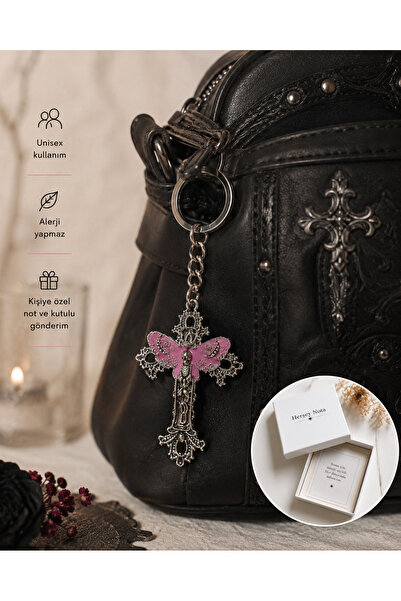 HER ŞEY NOTA www.herseynota.com Pink Butterfly Detailed Alternative Style Key...