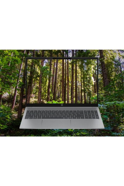 HP OmniBook 5 Ryzen 7-8840U/16GB/512