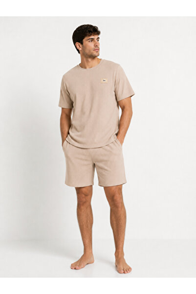 YUYİ Pijapi̇a Soft Textured Fabric Crew Neck Men's Short Sleeve Shorts Pajama...
