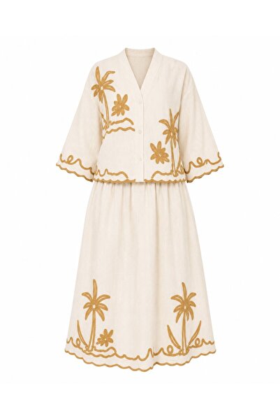 Lavanta Tekstil Special Embroidered Skirt Suit