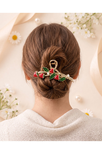chipiques Strawberry Detailed Gold Pearl Hair Clip