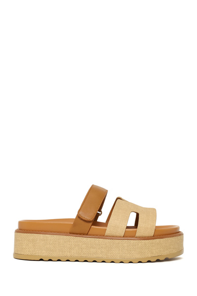 Derimod Women's Beige Strappy Thick Soled Slippers 26Sfe463114
