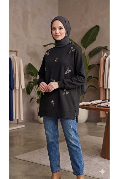 Butik Women's Beaded Stone Embroidered Sweatshirt