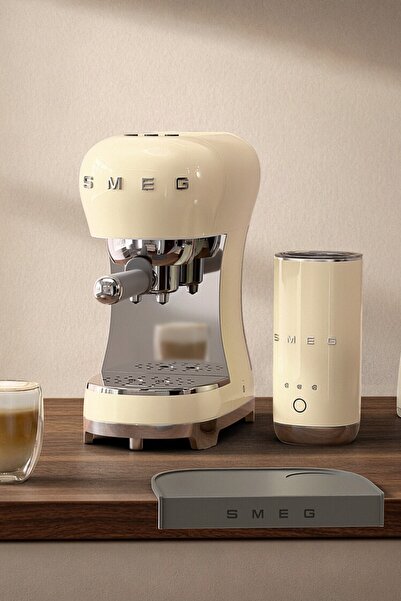 SMEG 50's Style Krem Espresso Kahve Makinesi Seti & Yeni Kompakt Süt Köpürtücülü