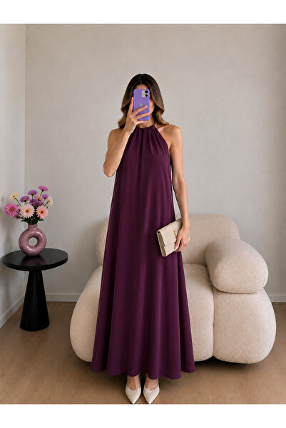 Ekim Store Rochie maxi cu guler halter și lanț auriu