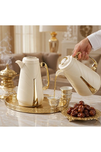 laverahome طقم ترامس ضيافه فاخر لون بيج مع ذهبي 1.0 لتر