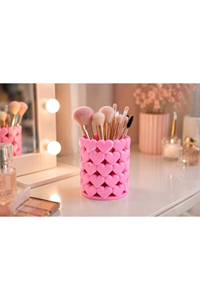 Kalp Desenli Makyaj Fırçası Organizeri, Pembe, Masaüstü Kozmetik Düzenleyici ve Kalemlik, 7x9,5 cm | PLA 3D Baskı